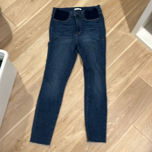 Good American sz 30 MATERNITY jeans - skinny with ankle fray - Picture 1 of 5